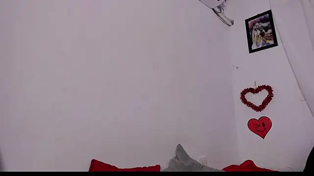 Laura_and_Kevin Pertunjukan Webcam