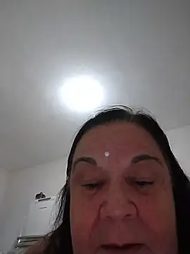 Yaya_Mineira – Live XXX-chat