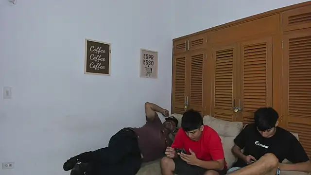 brutal_sex_room2k – Naživo XXX chat