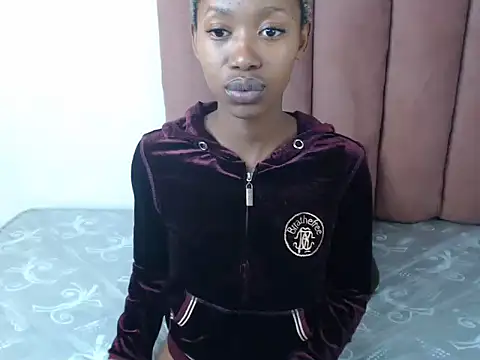 ScorpioBlue_: διαδικτυακό σόου στην κάμερα