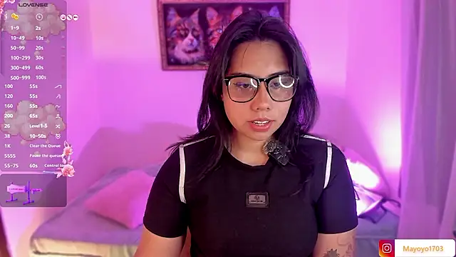 kiki_cavilll Chat XXX in diretta