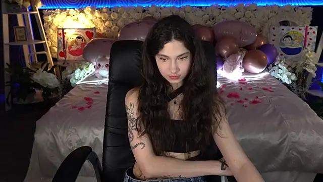 Chat XXX en directo de BabyFlowerr