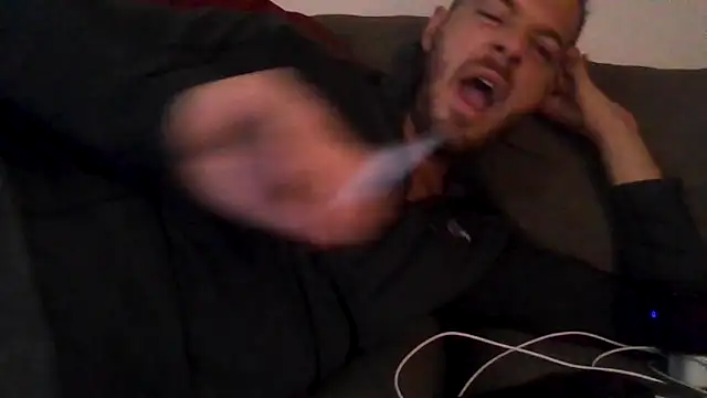 cheekycherryx 现场XXX聊天