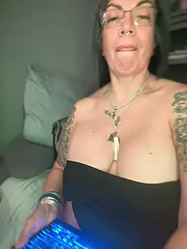 دردشة dieseldame1313 الجنسية المباشرة