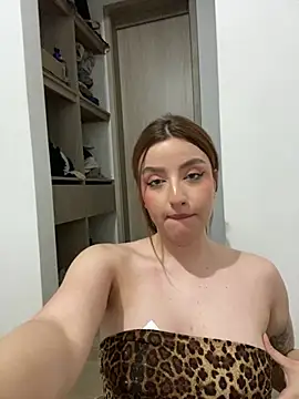 Anavi_'s Live Chat Room