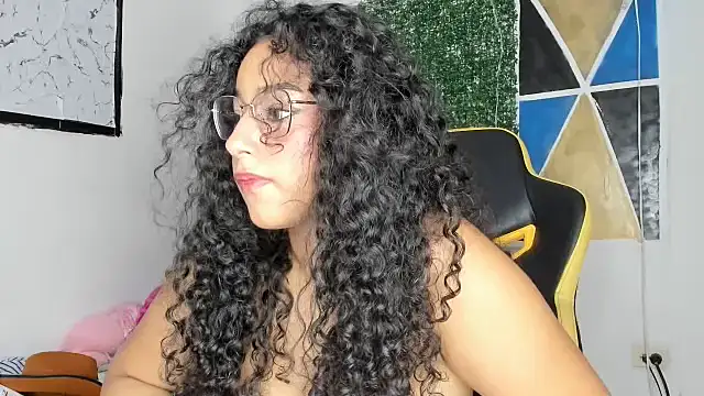 emily_stars1's Webcam Show