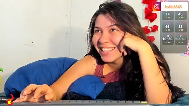 Chat +18 de MatchedEyebrow ao vivo