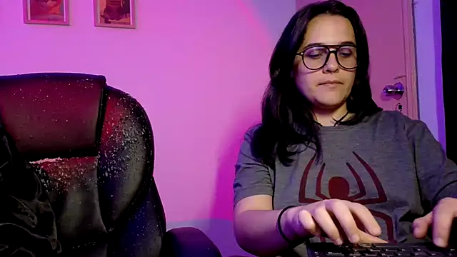 multiorgasmic_69 webkamerás műsora