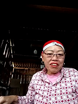 Agnes-baby's Live Chat Room