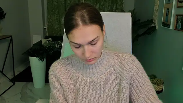 Sweet_Emilya Adlı Modelin Canlı XXX Sohbeti