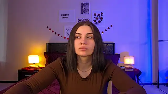 Živý XXX chat AdrianaTorres