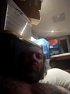 Chat +18 de AceticPinscher ao vivo