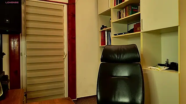 MiriamDelyn élő XXX-chatje