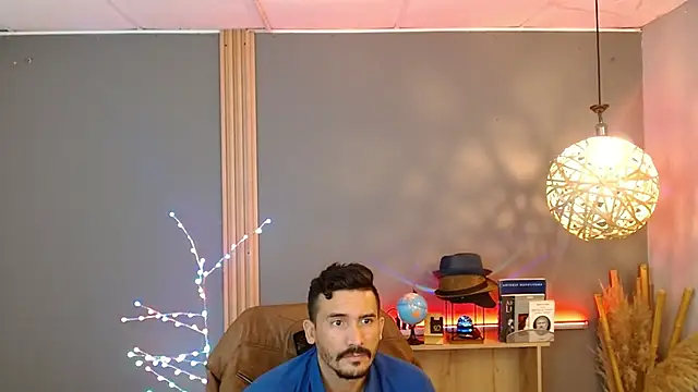 Reiko_85_'s Live XXX Chat