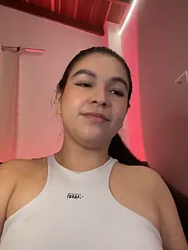 แชท XXX สดของ Maliiroouse