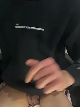 Chat +18 de Yasar-Xxxl ao vivo