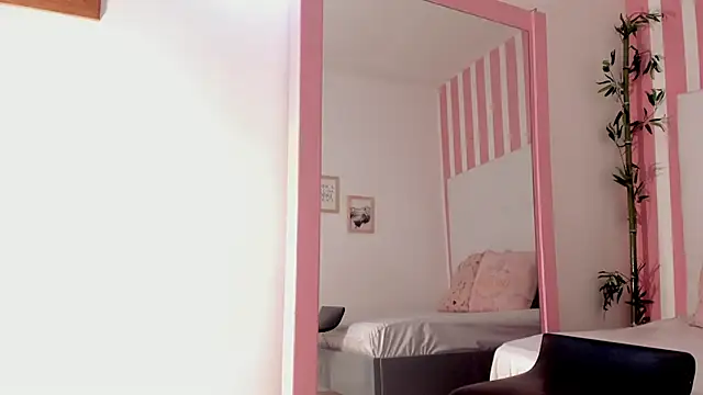 Maddy_Norton Chat XXX live