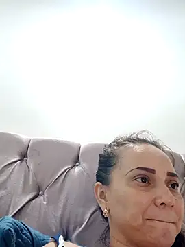 Amanda39's Live XXX Chat