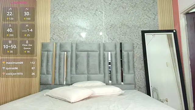 Chat +18 de CheatingNeighborr ao vivo