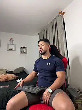 دردشة Ezzio_Scolaro الجنسية المباشرة