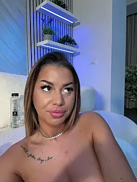 Chat XXX ao vivo de KirstieVegas