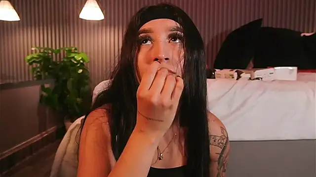 EriKlein élő XXX-chatje