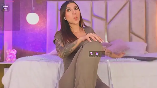 AilishBensonのウェブカメラショー