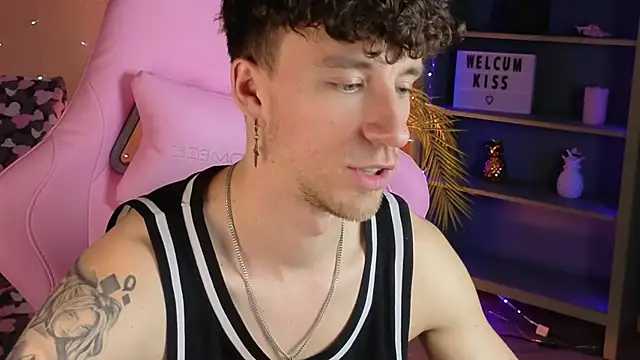 mark_caron élő XXX-chatje