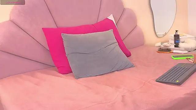 Show modela serena_arias7 na web-kameri