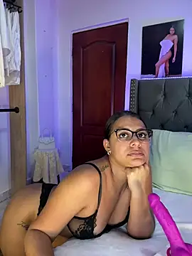 XXX chat uživo modela ema_zoe
