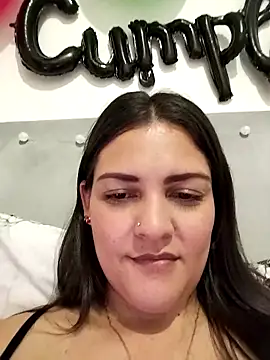 Mia_Hampton Chat XXX in diretta