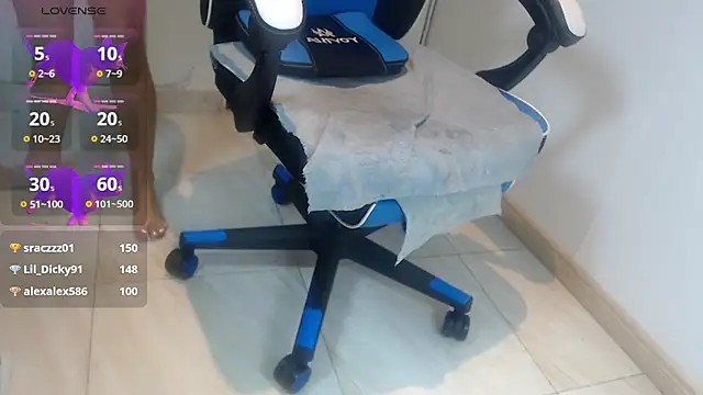 KittyKardy Live XXX-chat