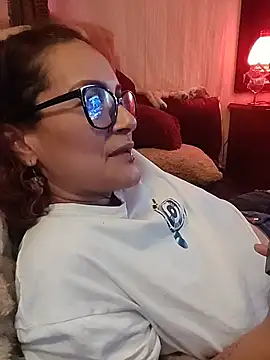 SelenaHouston Chat XXX in diretta