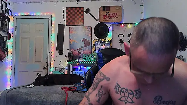 Buffshagswell's Live XXX Chat