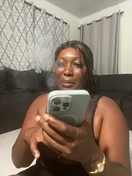 Cardiebae89のライブXXXチャット