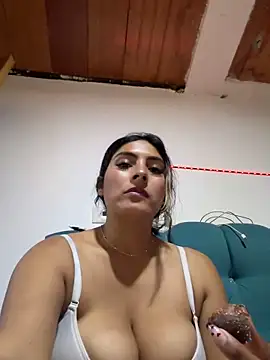 Cami_Leon2 Show in webcam