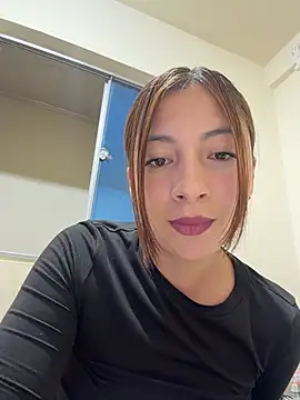 Karlee_Grey1のウェブカメラショー