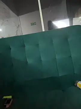 Antonella_Julieta Chat XXX in diretta