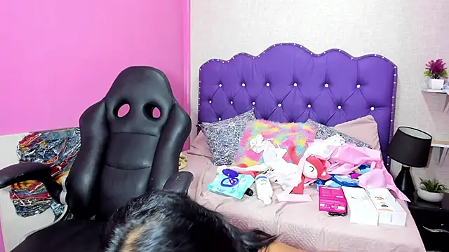 دردشة Tiara_Latina الجنسية المباشرة