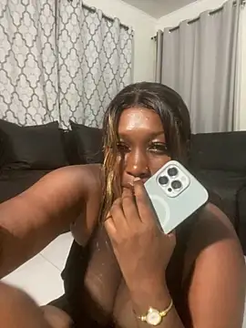 Chatroom XXX en direct de Cardiebae89