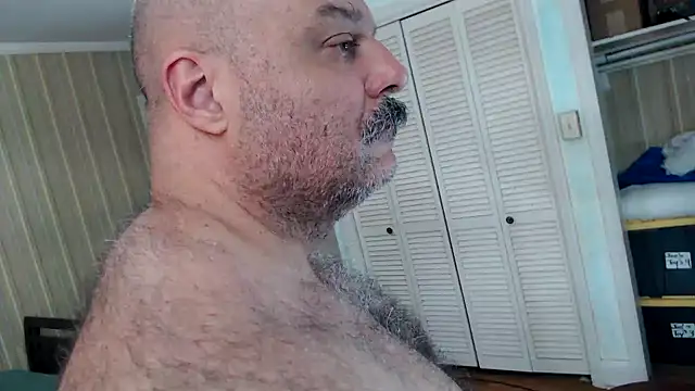 عرض كام bullmusclejoe