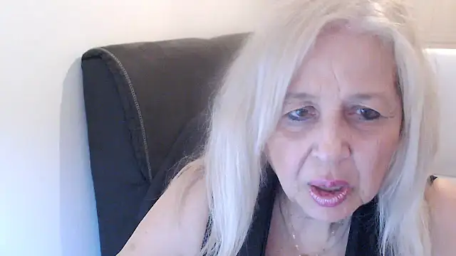 แชท XXX สดของ SusiLifeXXX