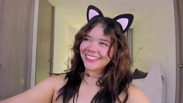 Czat XXX na żywo – NikaVelvet1