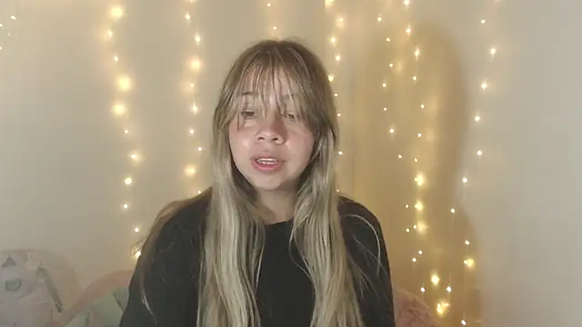 SweetSofty élő XXX-chatje