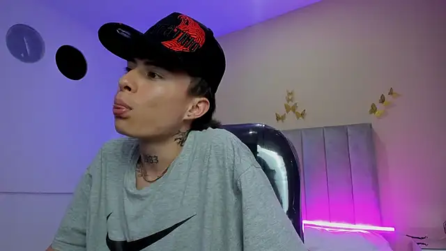 Chatroom XXX en direct de Nascary_Fox