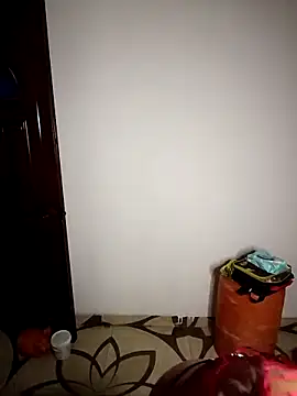 Simone_Miller Chat XXX live