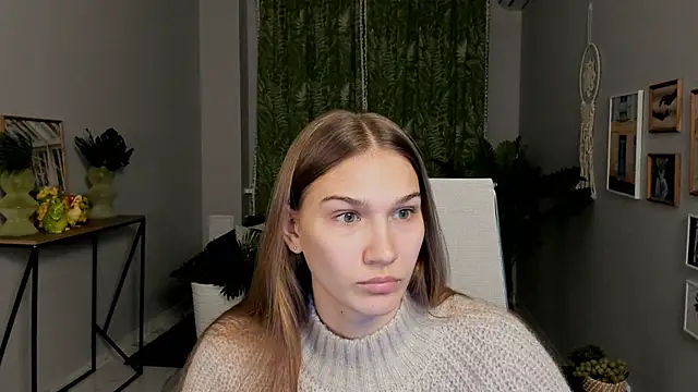 XXX chat uživo modela Sweet_Emilya