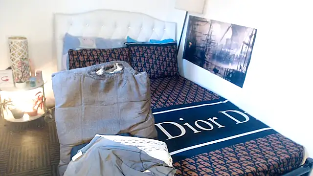 NinaDOM4CUM Pertunjukan Webcam