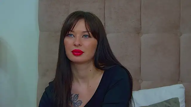 AlexandraBloom's Live XXX Chat