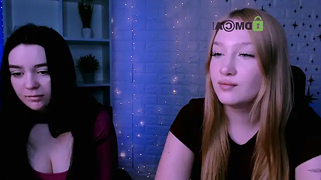 Chat +18 de playful_sophie ao vivo